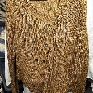 Sweater. New no tags